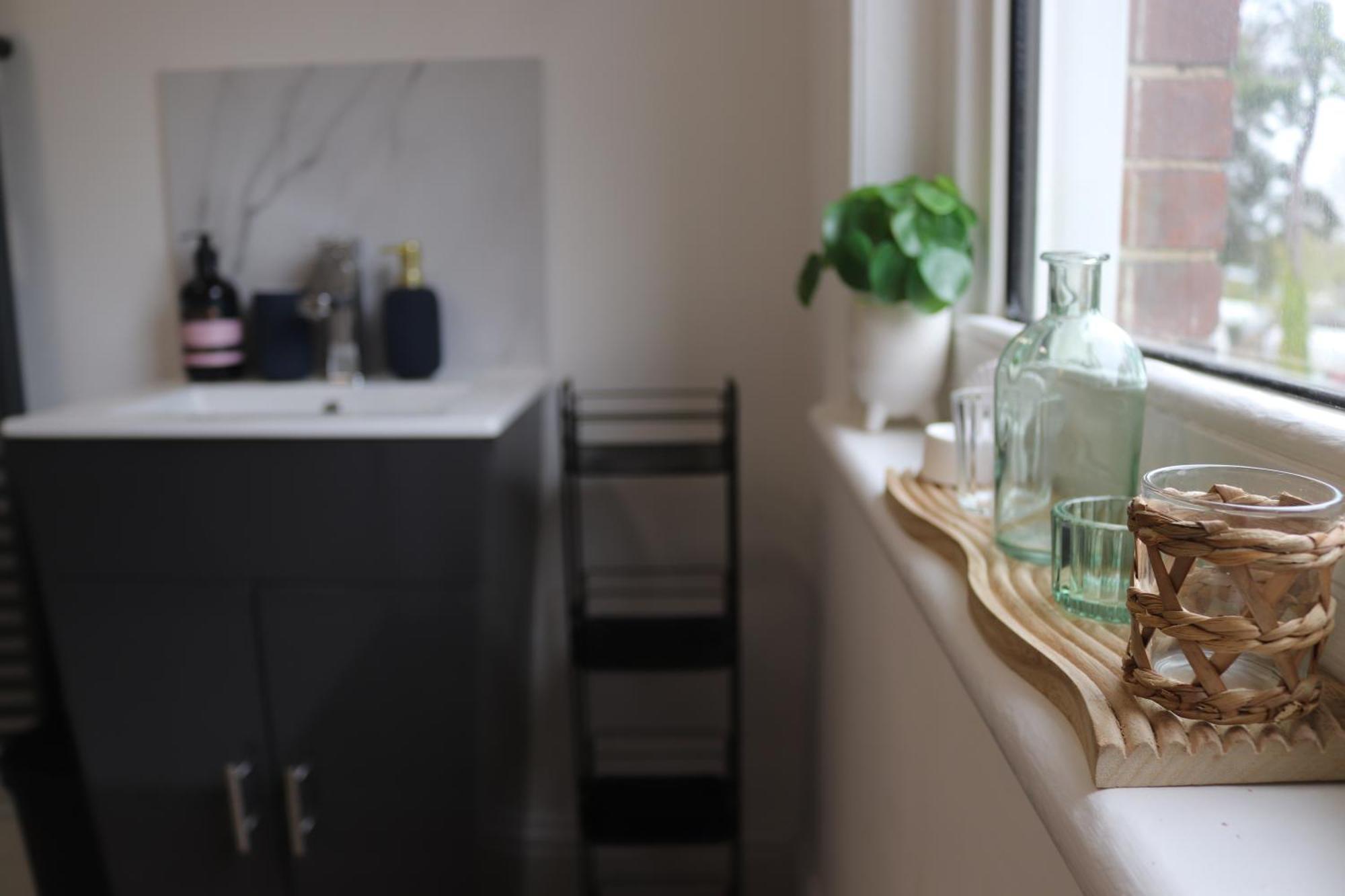 Aqua Nest Eastbourne - En-Suite, Free Parking, Kitchen Exteriör bild